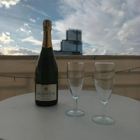 Balcony Floor Διαμέρισμα *