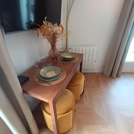 Balcony Floor 아파트 파리