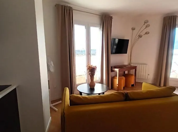 Balcony Floor * 巴黎