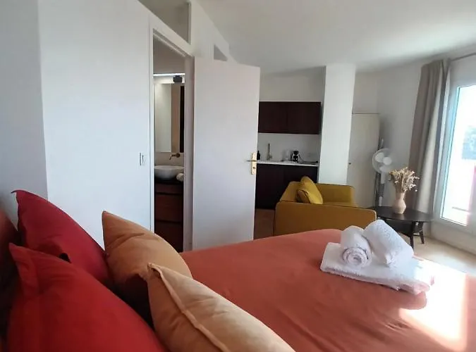 公寓 Balcony Floor *