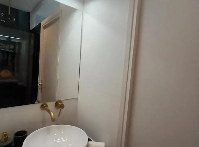 Balcony Floor 巴黎