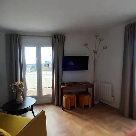 Balcony Floor Apartment Paris